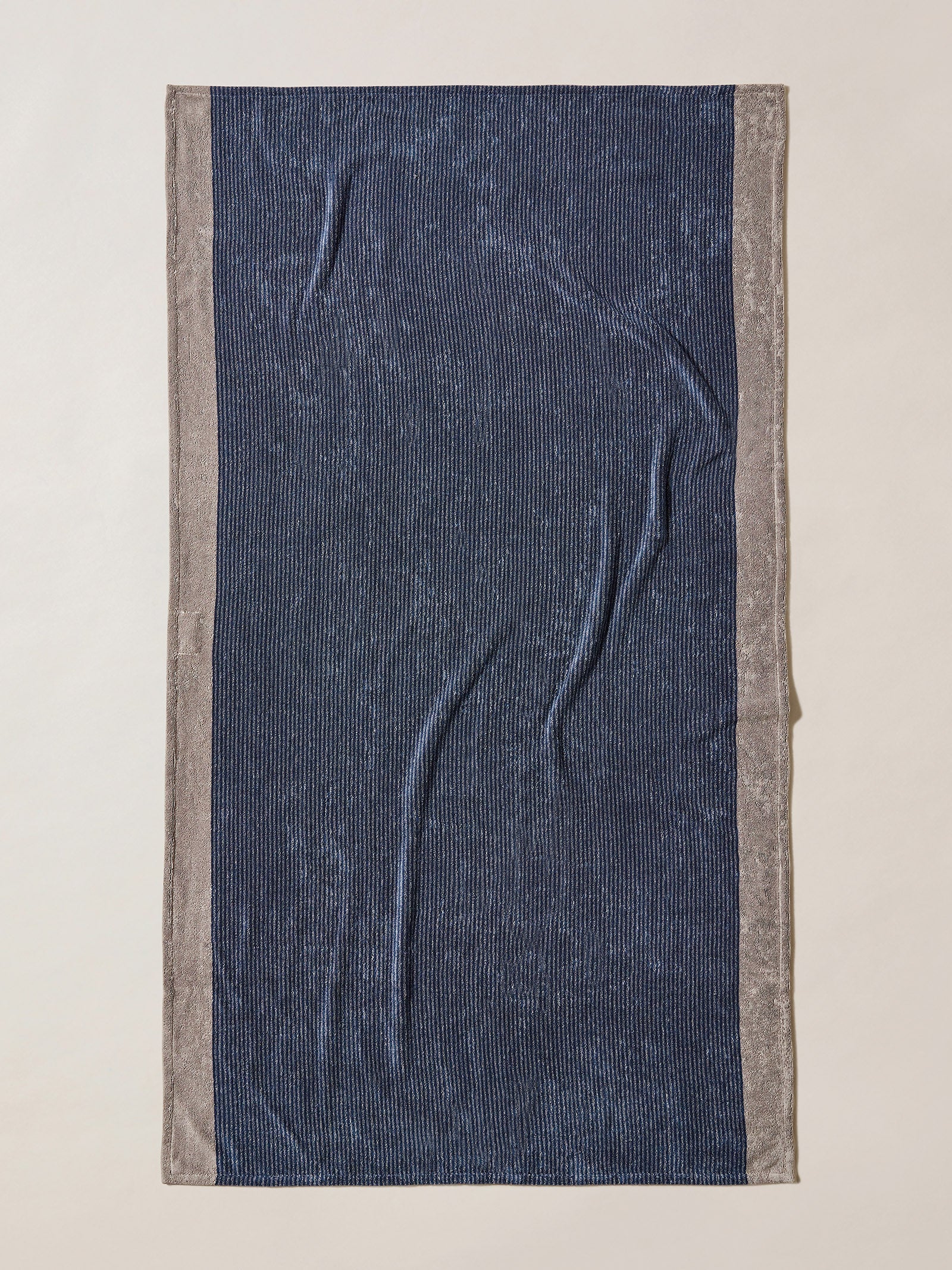 Cleverly Ionic™ Towels – Navy Blue