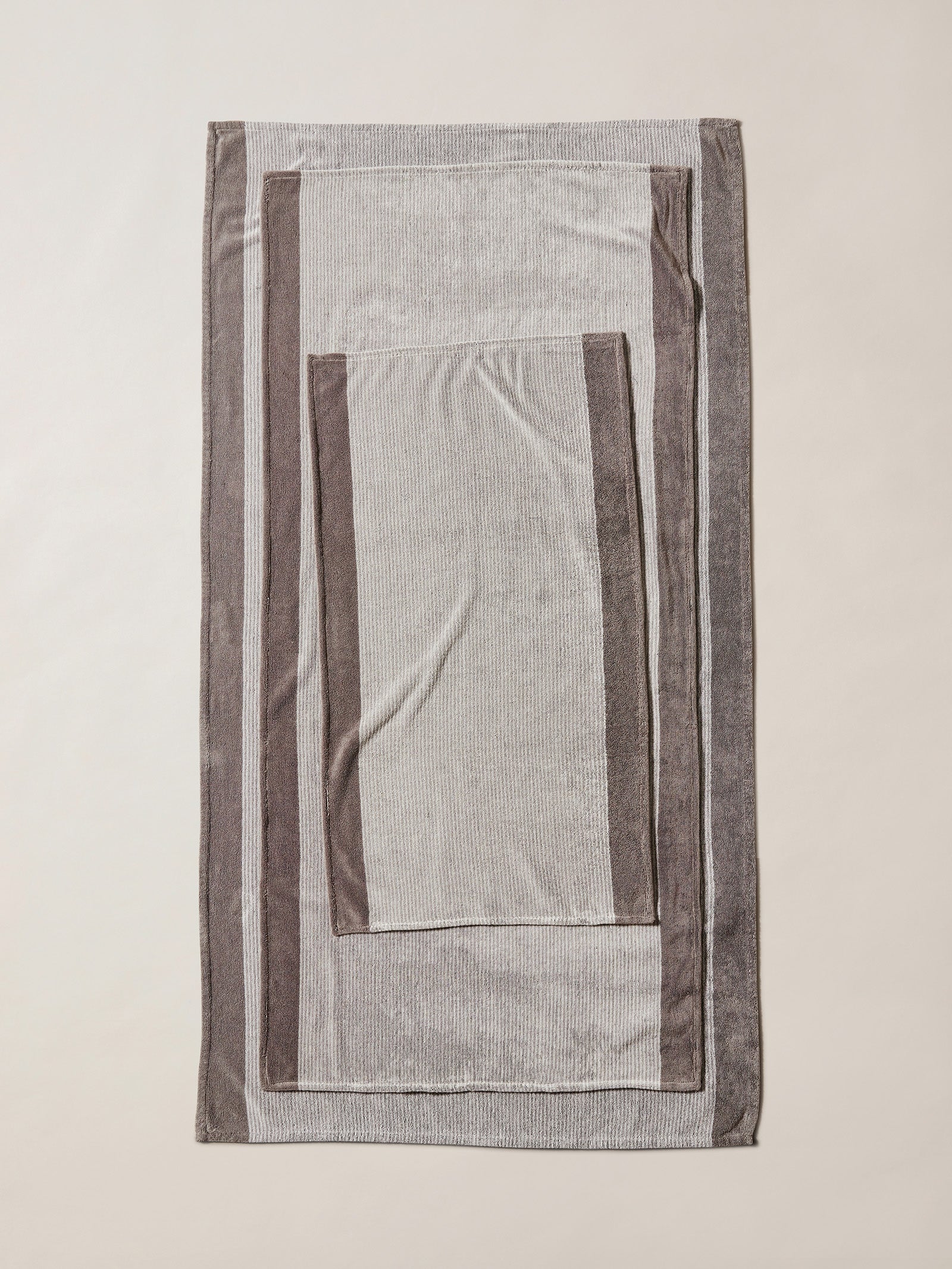 Medium Towel - Cloudy White